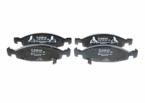 Klocki hamulcowe - komplet 0 986 424 666 BOSCH
