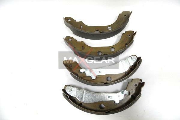 Zestaw szczęk hamulcowych 19-0251 MAXGEAR